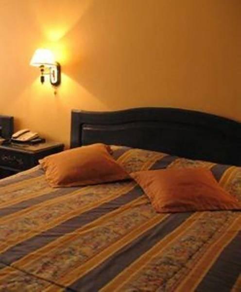 Isabela Hotel Suite 拉巴斯 外观 照片
